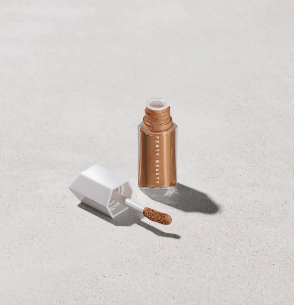 NEW Fenty Beauty We’re Even Hydrating Longwear Concealer- 390C Cool Undertones